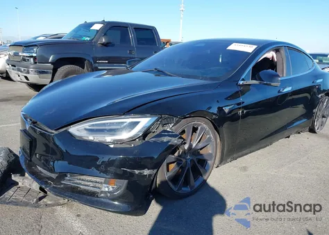 2019 Tesla Model S 100D/75D/Long Range/Standard Range from USA, damaged, VIN 5YJSA1E25KF307383